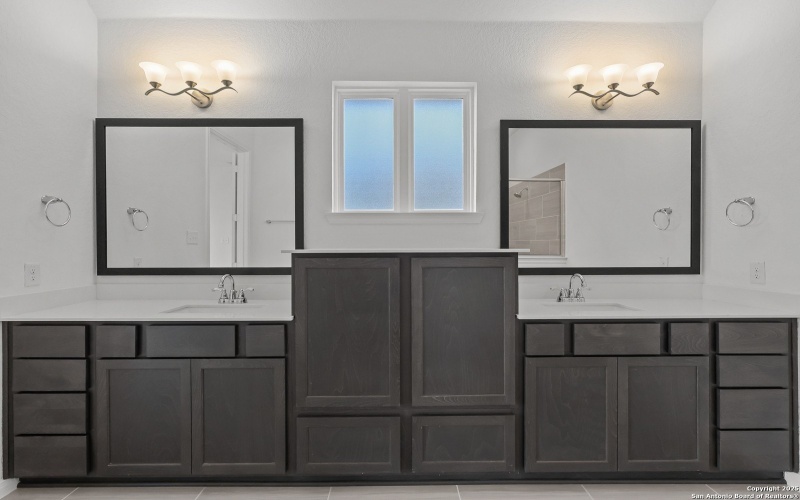 2839 Reeves Ln, Schertz, TX 78108, 4 Bedrooms Bedrooms, ,3 BathroomsBathrooms,Residential,For Sale,2839 Reeves Ln,0,1859326