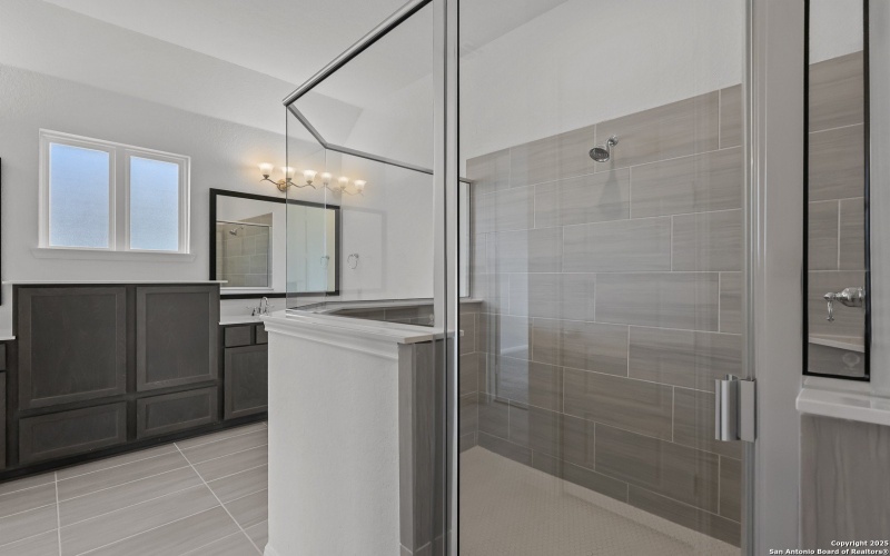 2839 Reeves Ln, Schertz, TX 78108, 4 Bedrooms Bedrooms, ,3 BathroomsBathrooms,Residential,For Sale,2839 Reeves Ln,0,1859326