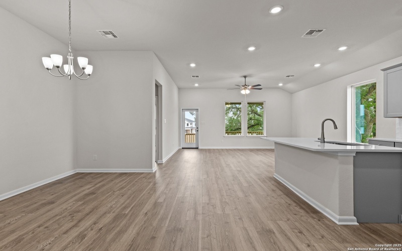 15556 Bonnethead Road, San Antonio, TX 78253-7208, 4 Bedrooms Bedrooms, ,2 BathroomsBathrooms,Residential,For Sale,15556 Bonnethead Road,0,1860114