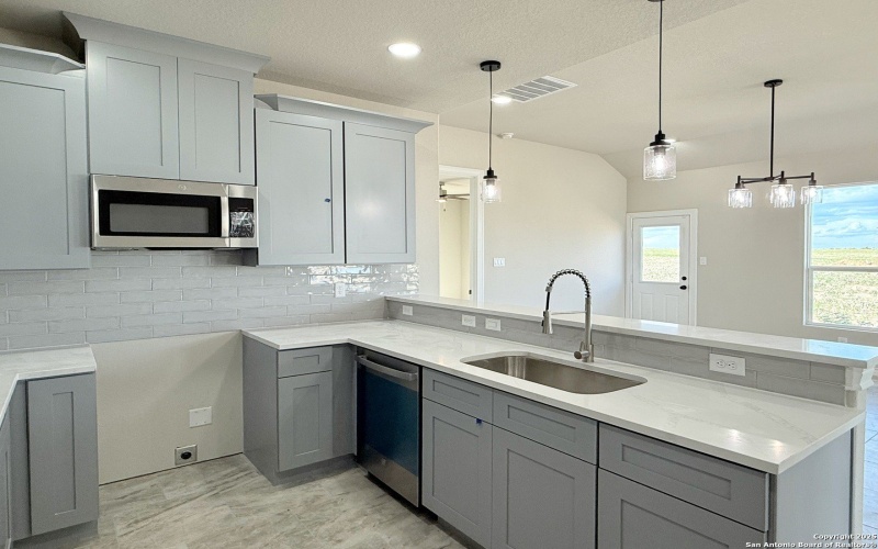 136 Camino Verde Ct, La Vernia, TX 78121, 3 Bedrooms Bedrooms, ,2 BathroomsBathrooms,Residential,For Sale,136 Camino Verde Ct,0,1860232