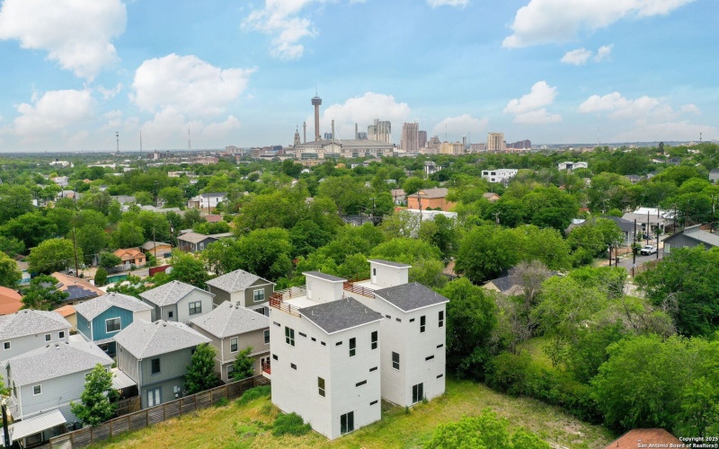 219 Utah St, San Antonio, TX 78210, ,Residential Multi Family,For Sale,219 Utah St,0,1861688