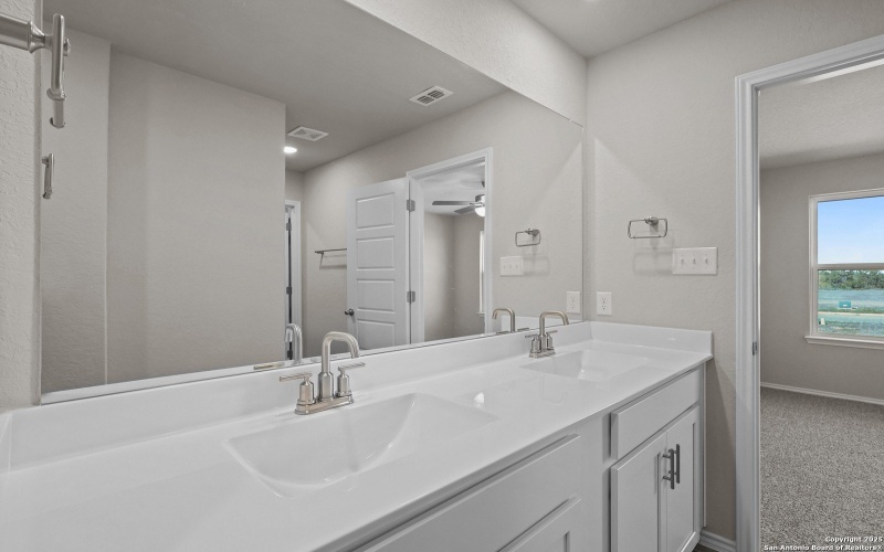 2543 Dry Moss Way, San Antonio, TX 78224, 4 Habitaciones Habitaciones , ,2 BañosBaños,Residential,En Venta,2543 Dry Moss Way,0,1862057