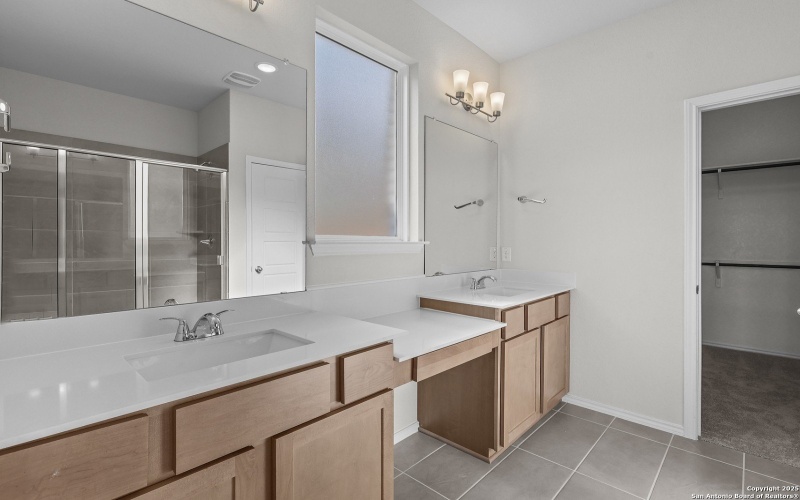 646 Broomsedge St, New Braunfels, TX 78130, 4 Habitaciones Habitaciones , ,2 BañosBaños,Residential,En Venta,646 Broomsedge St,0,1862481