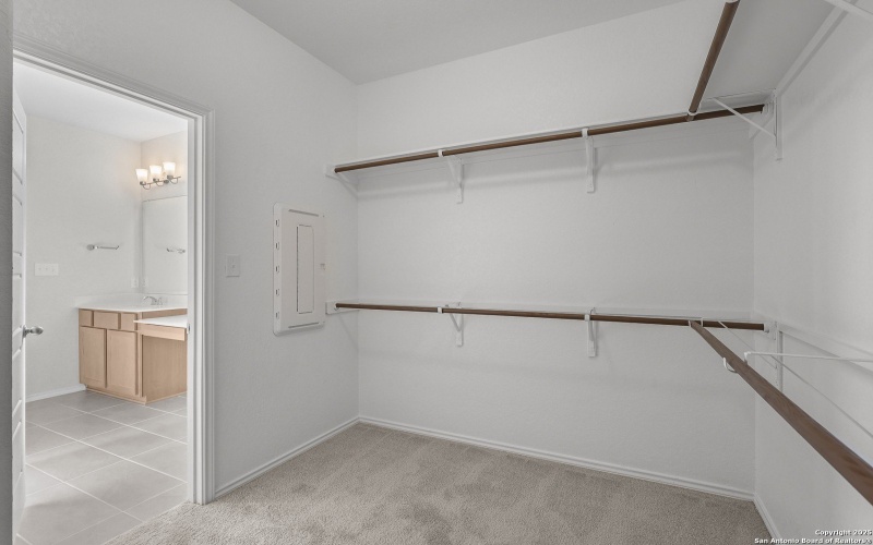 646 Broomsedge St, New Braunfels, TX 78130, 4 Habitaciones Habitaciones , ,2 BañosBaños,Residential,En Venta,646 Broomsedge St,0,1862481