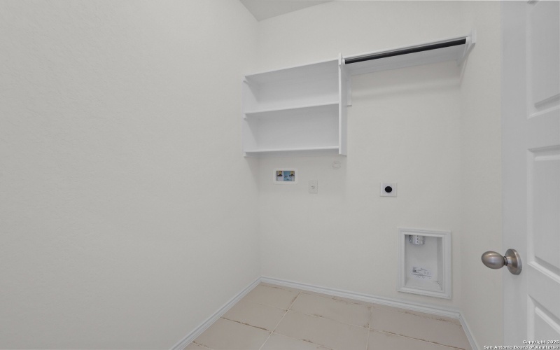 649 Broomsedge St, New Braunfels, TX 78130, 3 Bedrooms Bedrooms, ,2 BathroomsBathrooms,Residential,For Sale,649 Broomsedge St,0,1862485