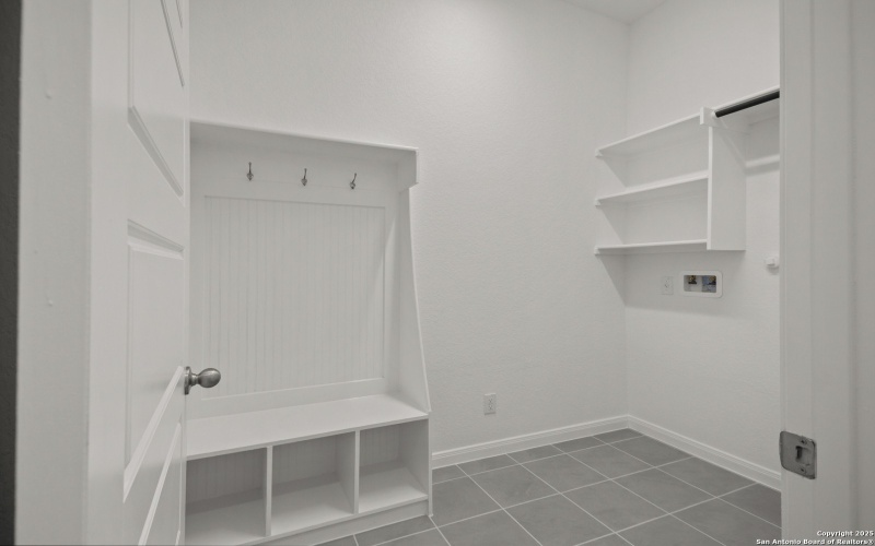 2812 Reeves Ln, Schertz, TX 78108, 4 Bedrooms Bedrooms, ,3 BathroomsBathrooms,Residential,For Sale,2812 Reeves Ln,0,1862519