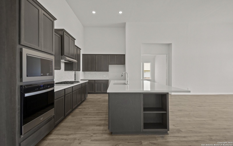 2812 Reeves Ln, Schertz, TX 78108, 4 Bedrooms Bedrooms, ,3 BathroomsBathrooms,Residential,For Sale,2812 Reeves Ln,0,1862519