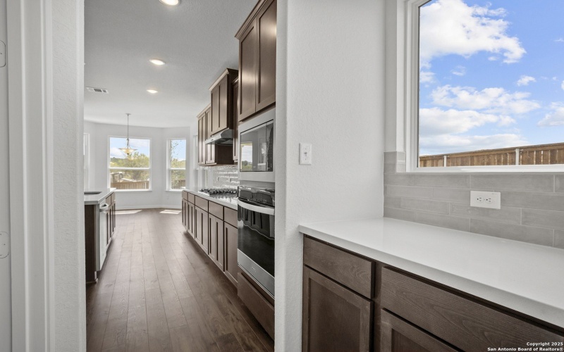 2804 Reeves Ln, Schertz, TX 78108, 5 Bedrooms Bedrooms, ,5 BathroomsBathrooms,Residential,For Sale,2804 Reeves Ln,0,1862523