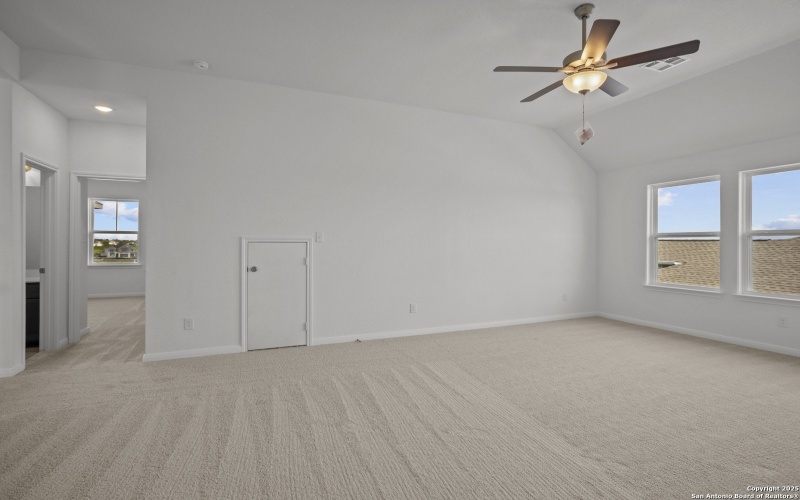 2804 Reeves Ln, Schertz, TX 78108, 5 Bedrooms Bedrooms, ,5 BathroomsBathrooms,Residential,For Sale,2804 Reeves Ln,0,1862523