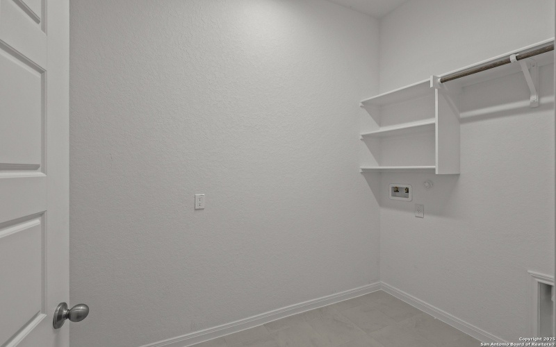 4523 Yoakum Valley, Schertz, TX 78108, 4 Bedrooms Bedrooms, ,5 BathroomsBathrooms,Residential,For Sale,4523 Yoakum Valley,0,1864778