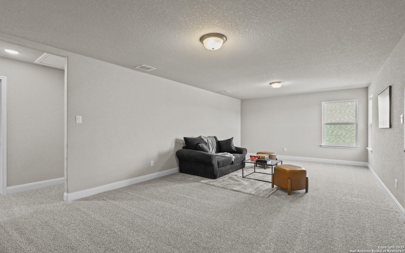 283 Jereth Crossing, Castroville, TX 78009, 5 Bedrooms Bedrooms, ,3 BathroomsBathrooms,Residential,For Sale,283 Jereth Crossing,0,1864882