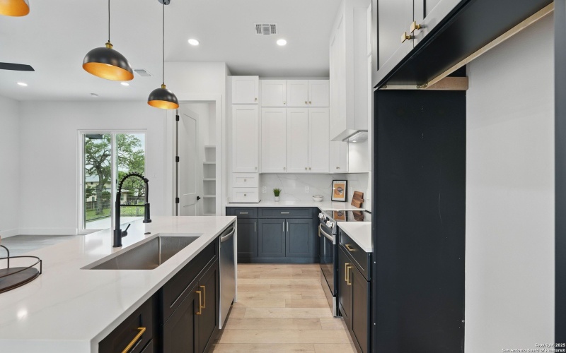 104 Creede St, Boerne, TX 78006, 3 Bedrooms Bedrooms, ,3 BathroomsBathrooms,Residential,For Sale,104 Creede St,0,1865687