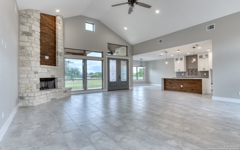 140 Horsehoe Falls, Bandera, TX 78003, 4 Habitaciones Habitaciones , ,3 BañosBaños,Residential,En Venta,140 Horsehoe Falls,0,1867367