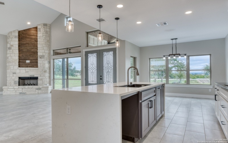 140 Horsehoe Falls, Bandera, TX 78003, 4 Habitaciones Habitaciones , ,3 BañosBaños,Residential,En Venta,140 Horsehoe Falls,0,1867367