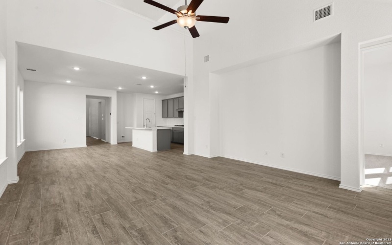 2629 White Willow, San Antonio, TX 78245, 4 Bedrooms Bedrooms, ,3 BathroomsBathrooms,Residential,For Sale,2629 White Willow,0,1835801