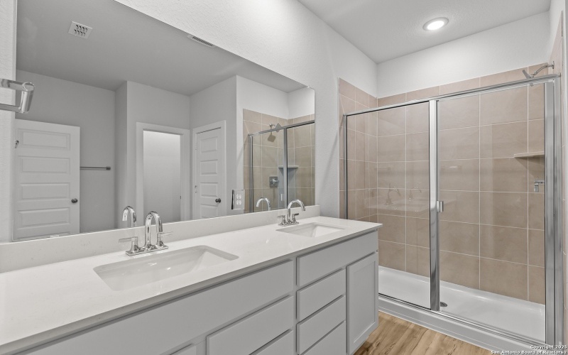 2520 Solon Lane, Seguin, TX 78155, 4 Habitaciones Habitaciones , ,2 BañosBaños,Residential,En Venta,2520 Solon Lane,0,1836677