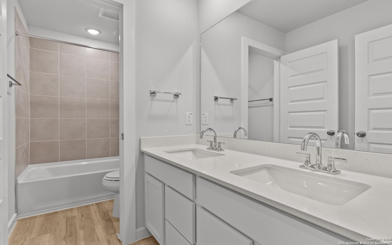 2520 Solon Lane, Seguin, TX 78155, 4 Habitaciones Habitaciones , ,2 BañosBaños,Residential,En Venta,2520 Solon Lane,0,1836677