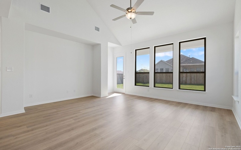 5724 Emmett Street, New Braunfels, TX 78130, 4 Bedrooms Bedrooms, ,3 BathroomsBathrooms,Residential,For Sale,5724 Emmett Street,0,1837448