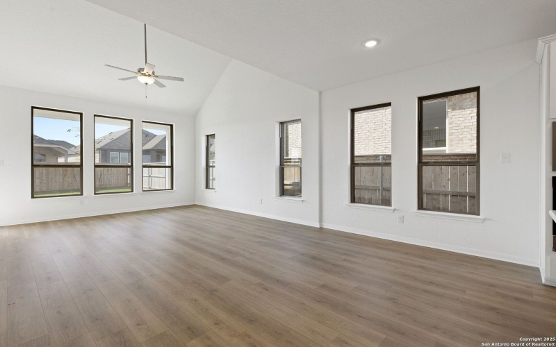 5724 Emmett Street, New Braunfels, TX 78130, 4 Bedrooms Bedrooms, ,3 BathroomsBathrooms,Residential,For Sale,5724 Emmett Street,0,1837448