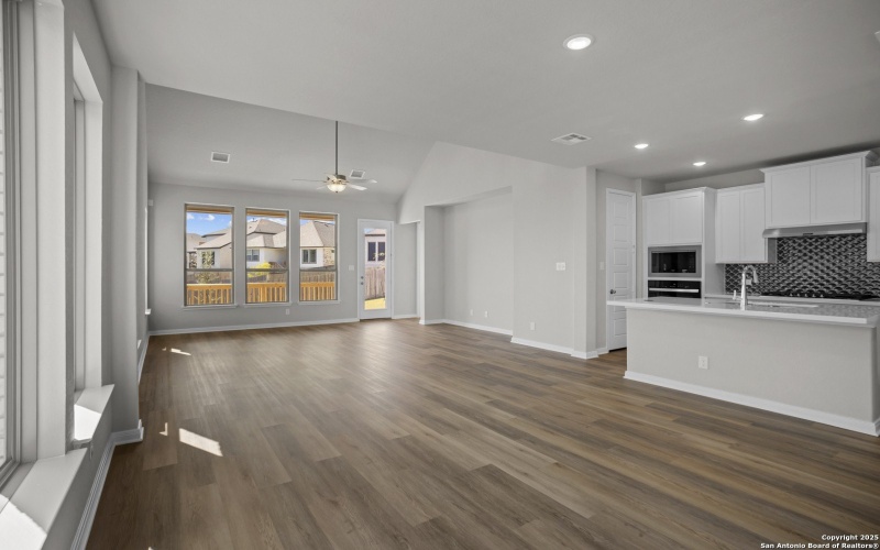 14406 Blue Mesa Hill, San Antonio, TX 78245, 5 Habitaciones Habitaciones , ,3 BañosBaños,Residential,En Venta,14406 Blue Mesa Hill,0,1837818