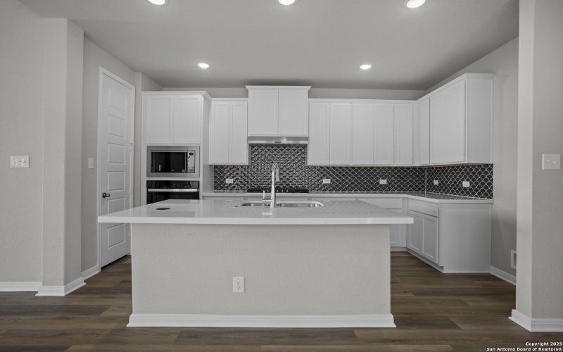 14406 Blue Mesa Hill, San Antonio, TX 78245, 5 Habitaciones Habitaciones , ,3 BañosBaños,Residential,En Venta,14406 Blue Mesa Hill,0,1837818