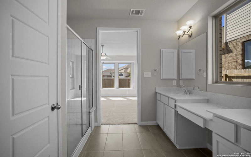 14406 Blue Mesa Hill, San Antonio, TX 78245, 5 Habitaciones Habitaciones , ,3 BañosBaños,Residential,En Venta,14406 Blue Mesa Hill,0,1837818