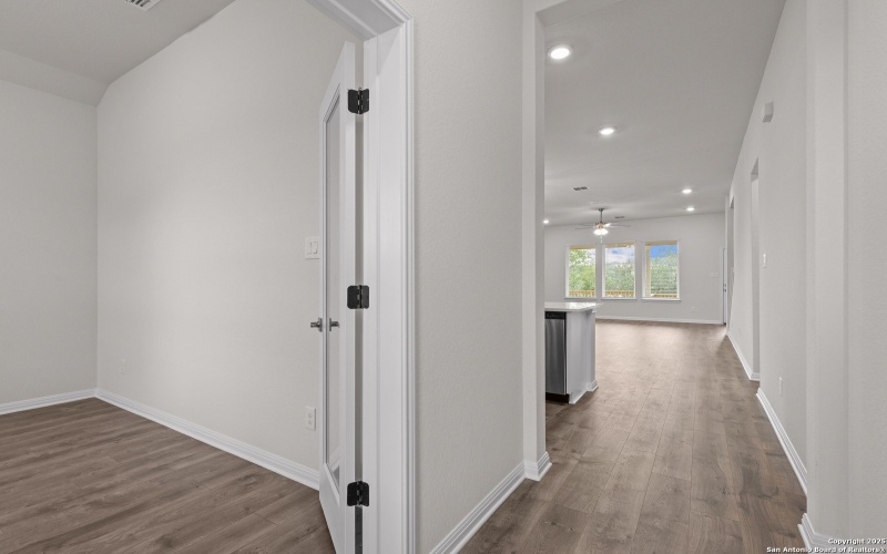 6830 Comanche Post, San Antonio, TX 78233, 4 Bedrooms Bedrooms, ,2 BathroomsBathrooms,Residential,For Sale,6830 Comanche Post,0,1838080