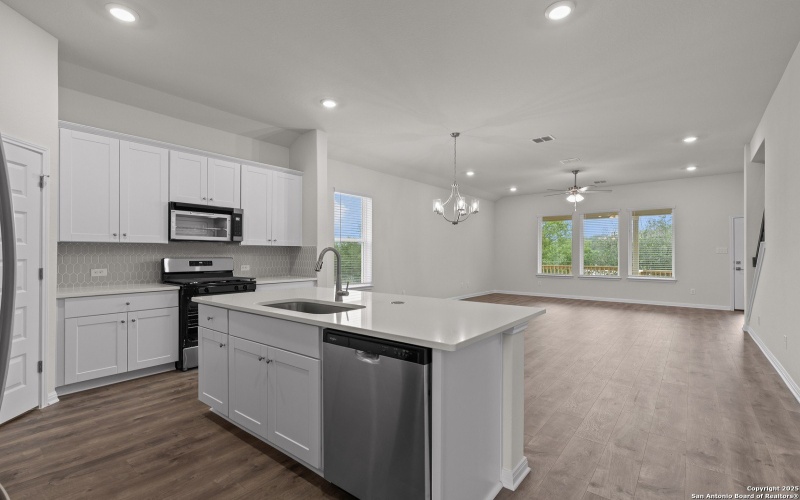 6830 Comanche Post, San Antonio, TX 78233, 4 Bedrooms Bedrooms, ,2 BathroomsBathrooms,Residential,For Sale,6830 Comanche Post,0,1838080