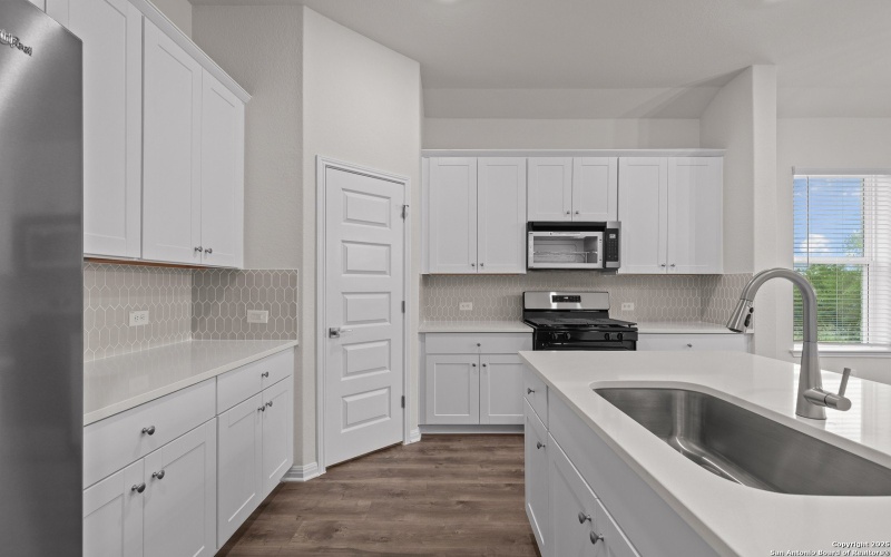 6830 Comanche Post, San Antonio, TX 78233, 4 Bedrooms Bedrooms, ,2 BathroomsBathrooms,Residential,For Sale,6830 Comanche Post,0,1838080