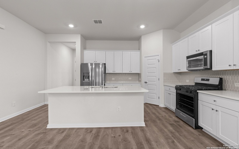 6830 Comanche Post, San Antonio, TX 78233, 4 Bedrooms Bedrooms, ,2 BathroomsBathrooms,Residential,For Sale,6830 Comanche Post,0,1838080