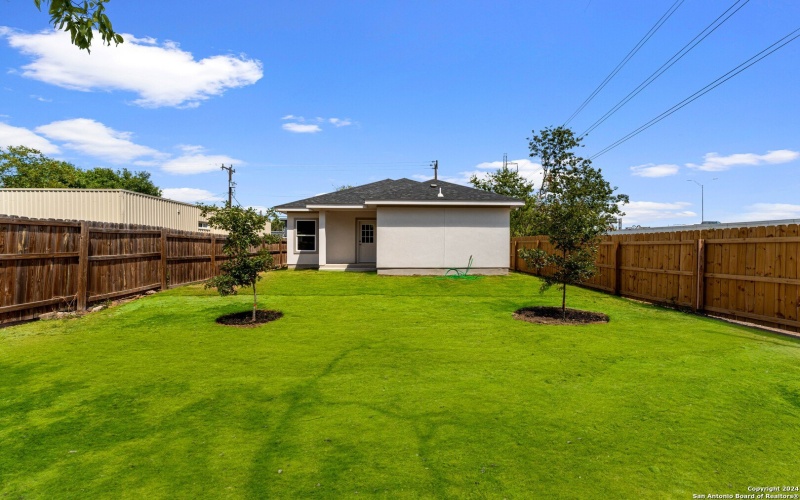 2115 SW 19TH ST, San Antonio, TX 78207, 3 Habitaciones Habitaciones , ,2 BañosBaños,Residential,En Venta,2115 SW 19TH ST,0,1838357