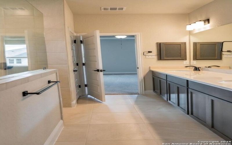 6623 Velma Path, San Antonio, TX 78253, 3 Habitaciones Habitaciones , ,3 BañosBaños,Residential,En Venta,6623 Velma Path,0,1838673