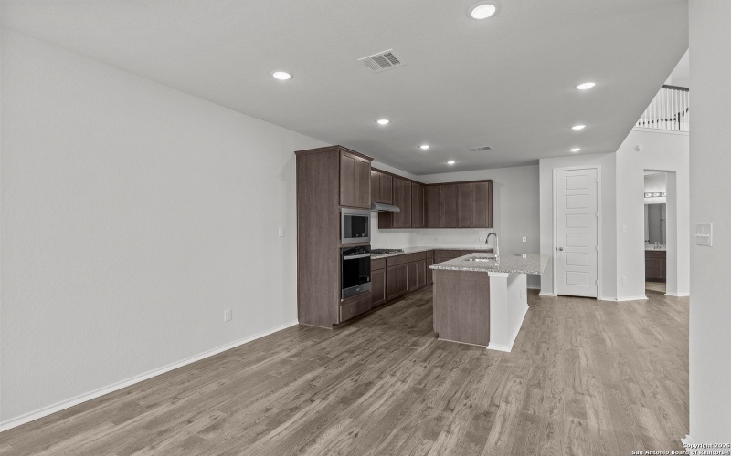 2439 Tinkerton, San Antonio, TX 78245, 4 Habitaciones Habitaciones , ,3 BañosBaños,Residential,En Venta,2439 Tinkerton,0,1838749