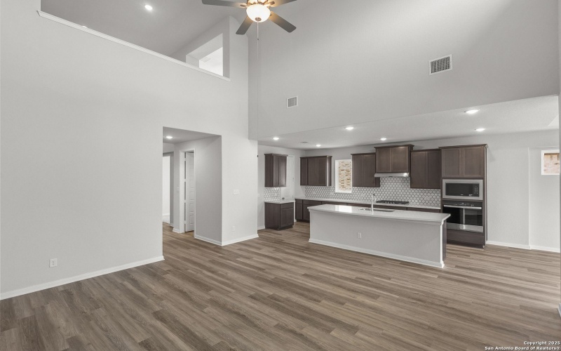 5768 Tug Point, New Braunfels, TX 78130, 4 Habitaciones Habitaciones , ,3 BañosBaños,Residential,En Venta,5768 Tug Point,0,1838792