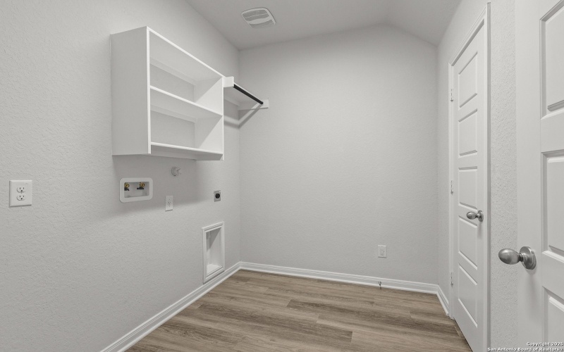 5768 Tug Point, New Braunfels, TX 78130, 4 Habitaciones Habitaciones , ,3 BañosBaños,Residential,En Venta,5768 Tug Point,0,1838792