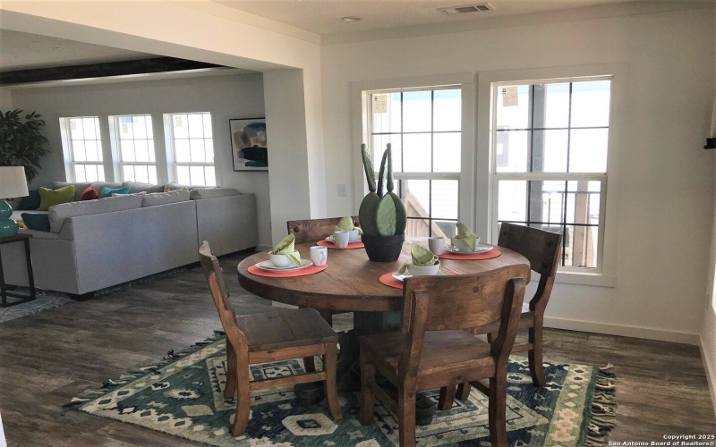 4915 Palomino Way, San Marcos, TX 78666, 4 Habitaciones Habitaciones , ,3 BañosBaños,Residential,En Venta,4915 Palomino Way,0,1841198