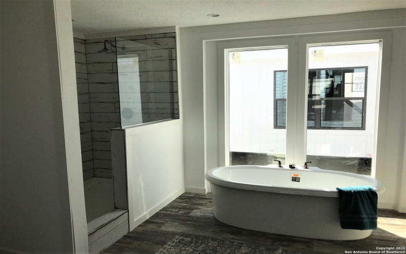 4915 Palomino Way, San Marcos, TX 78666, 4 Habitaciones Habitaciones , ,3 BañosBaños,Residential,En Venta,4915 Palomino Way,0,1841198