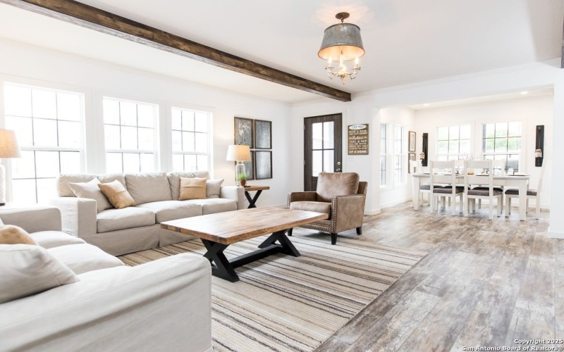 4915 Palomino Way, San Marcos, TX 78666, 4 Habitaciones Habitaciones , ,3 BañosBaños,Residential,En Venta,4915 Palomino Way,0,1841198