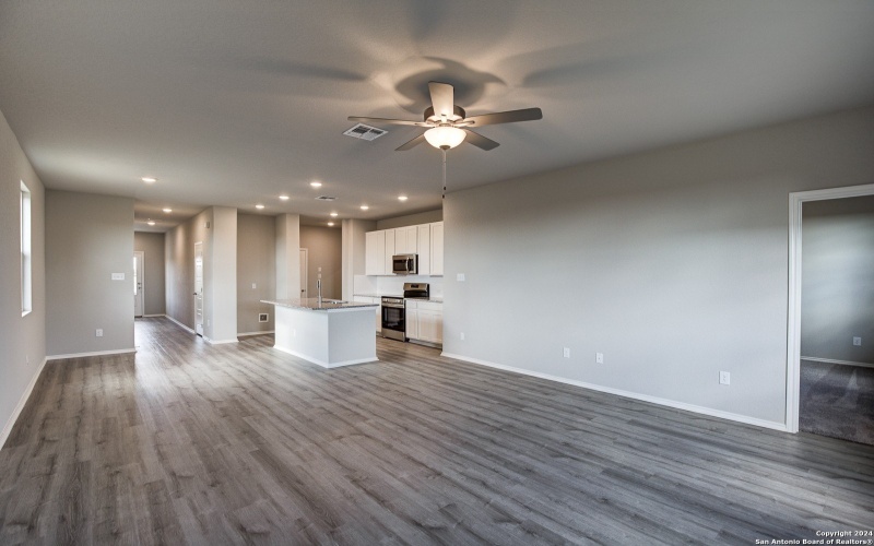 2539 Dry Moss Way, San Antonio, TX 78224, 4 Habitaciones Habitaciones , ,2 BañosBaños,Residential,En Venta,2539 Dry Moss Way,0,1841838