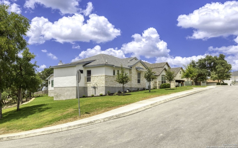 29526 KEARNEY RIDGE, Fair Oaks Ranch, TX 78015, 4 Bedrooms Bedrooms, ,3 BathroomsBathrooms,Residential,For Sale,29526 KEARNEY RIDGE,0,1845429