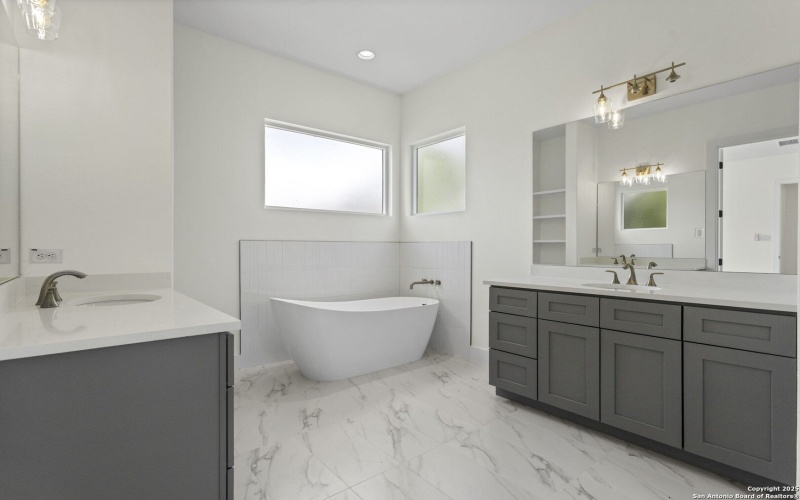 29526 KEARNEY RIDGE, Fair Oaks Ranch, TX 78015, 4 Bedrooms Bedrooms, ,3 BathroomsBathrooms,Residential,For Sale,29526 KEARNEY RIDGE,0,1845429