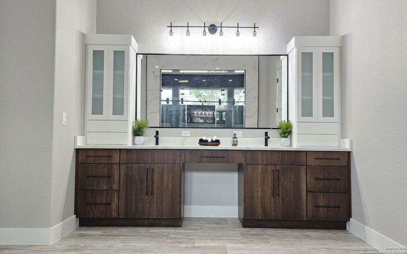 1501 Tramonto, New Braunfels, TX 78132, 4 Bedrooms Bedrooms, ,3 BathroomsBathrooms,Residential,For Sale,1501 Tramonto,0,1846978