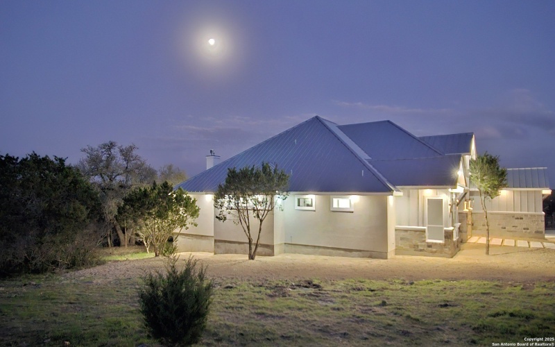 1501 Tramonto, New Braunfels, TX 78132, 4 Bedrooms Bedrooms, ,3 BathroomsBathrooms,Residential,For Sale,1501 Tramonto,0,1846978