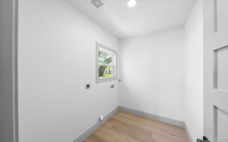 101 Vintage Run Dr, La Vernia, TX 78121, 3 Bedrooms Bedrooms, ,2 BathroomsBathrooms,Residential,For Sale,101 Vintage Run Dr,0,1848485