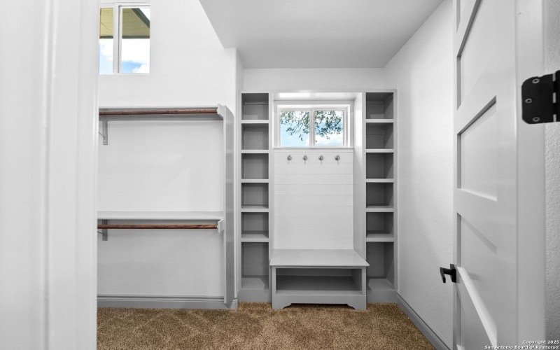 101 Vintage Run Dr, La Vernia, TX 78121, 3 Bedrooms Bedrooms, ,2 BathroomsBathrooms,Residential,For Sale,101 Vintage Run Dr,0,1848485