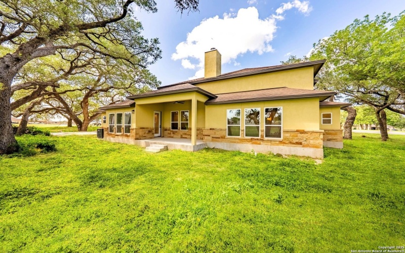 101 Vintage Run Dr, La Vernia, TX 78121, 3 Bedrooms Bedrooms, ,2 BathroomsBathrooms,Residential,For Sale,101 Vintage Run Dr,0,1848485