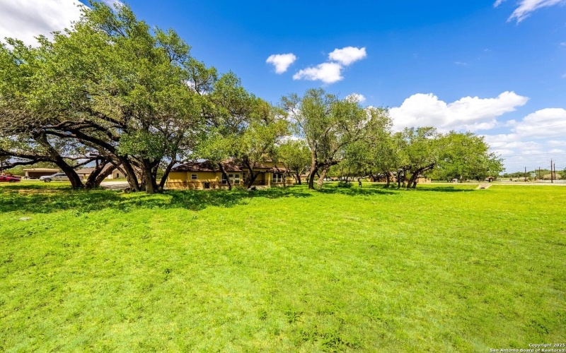 101 Vintage Run Dr, La Vernia, TX 78121, 3 Bedrooms Bedrooms, ,2 BathroomsBathrooms,Residential,For Sale,101 Vintage Run Dr,0,1848485