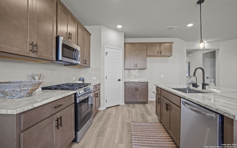 3453 Meteor Night, Converse, TX 78109, 3 Bedrooms Bedrooms, ,2 BathroomsBathrooms,Residential,For Sale,3453 Meteor Night,0,1849524