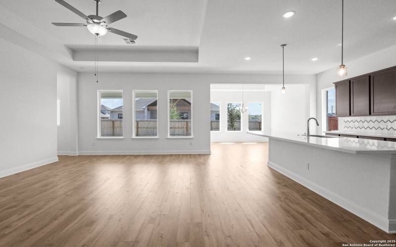 110 Katie Court, Castroville, TX 78009, 4 Habitaciones Habitaciones , ,3 BañosBaños,Residential,En Venta,110 Katie Court,0,1851036