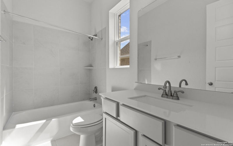 9635 Van Horn, San Antonio, TX 78254, 4 Bedrooms Bedrooms, ,3 BathroomsBathrooms,Residential,For Sale,9635 Van Horn,0,1852551